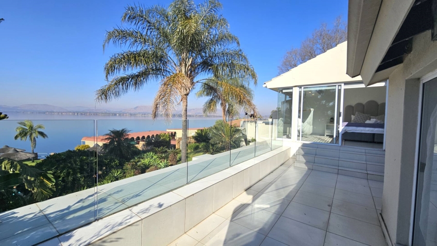 4 Bedroom Property for Sale in Kosmos North West